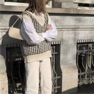 Oversized Houndstooth Black & Light Beige Sweater Vest Cotton Blend